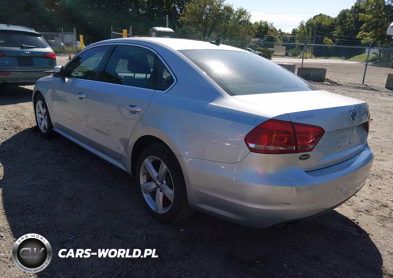 2014 Volkswagen Passat 1.8T Wolfsburg Edition VIN:1VWAS7A36EC041798 - 3