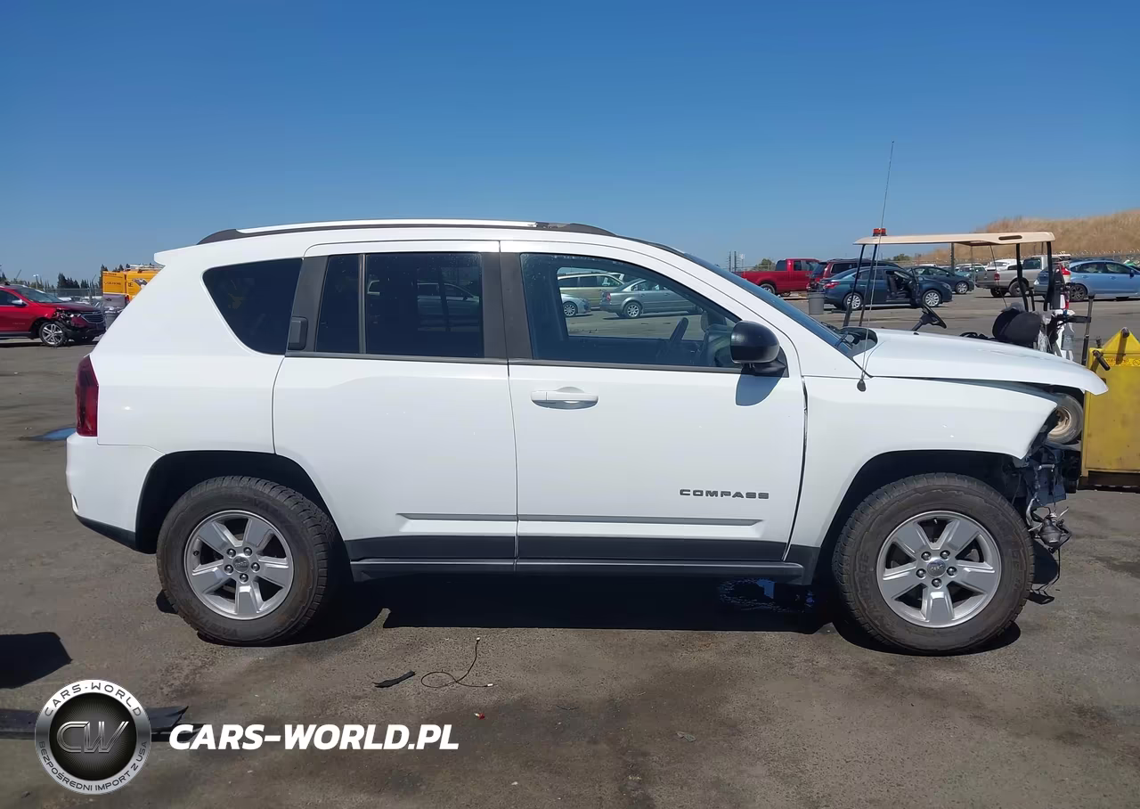 2015 Jeep Compass Sport VIN:1C4NJCBAXFD436866 - 14