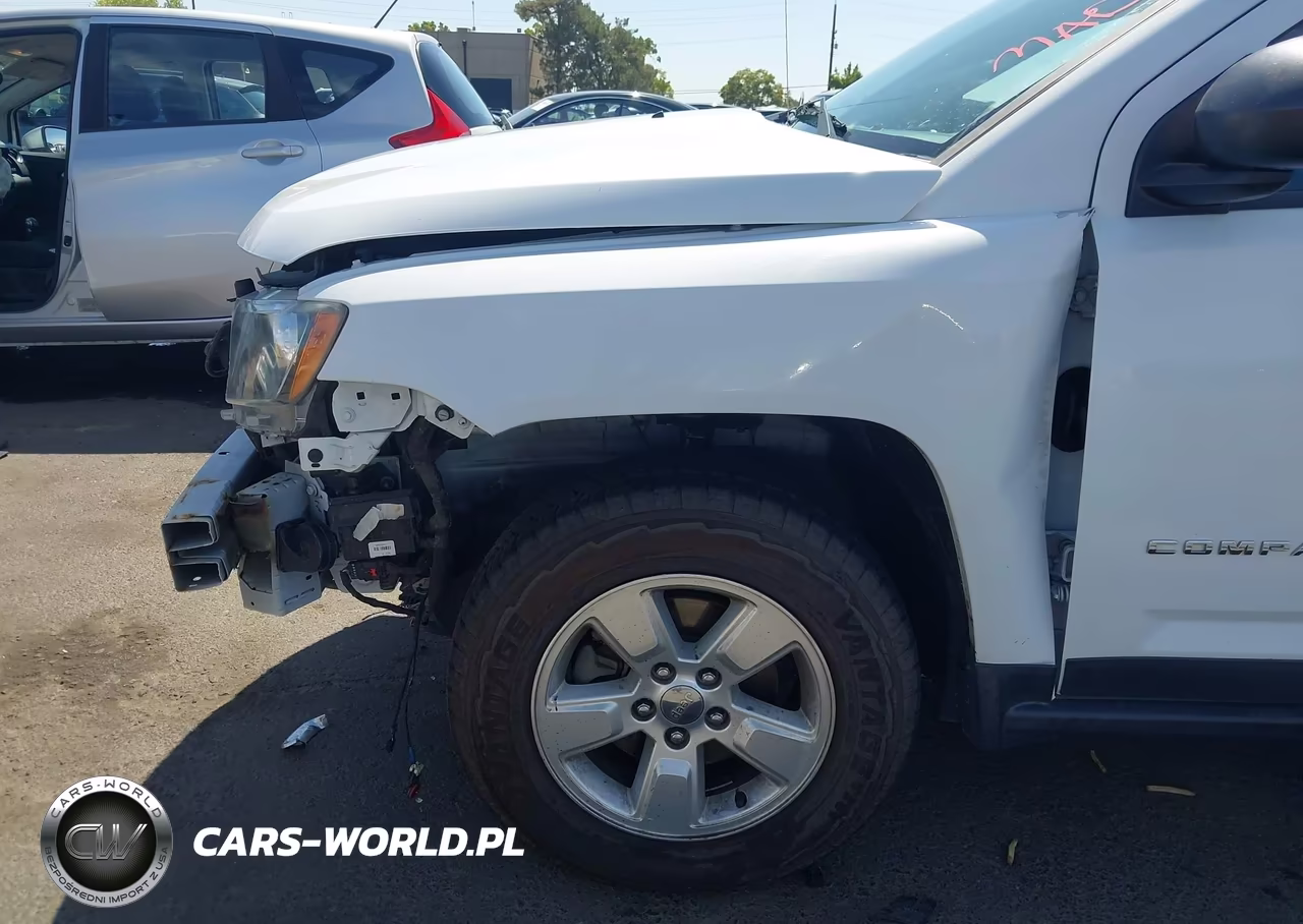 2015 Jeep Compass Sport VIN:1C4NJCBAXFD436866 - 6