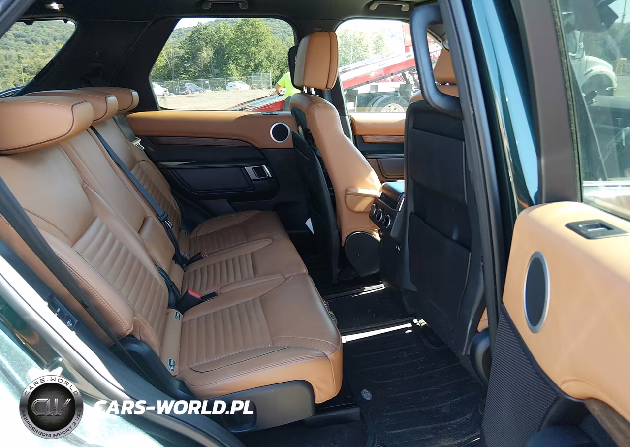 2017 Land Rover Discovery Hse Luxury VIN:SALRHBBV8HA040541 - 8
