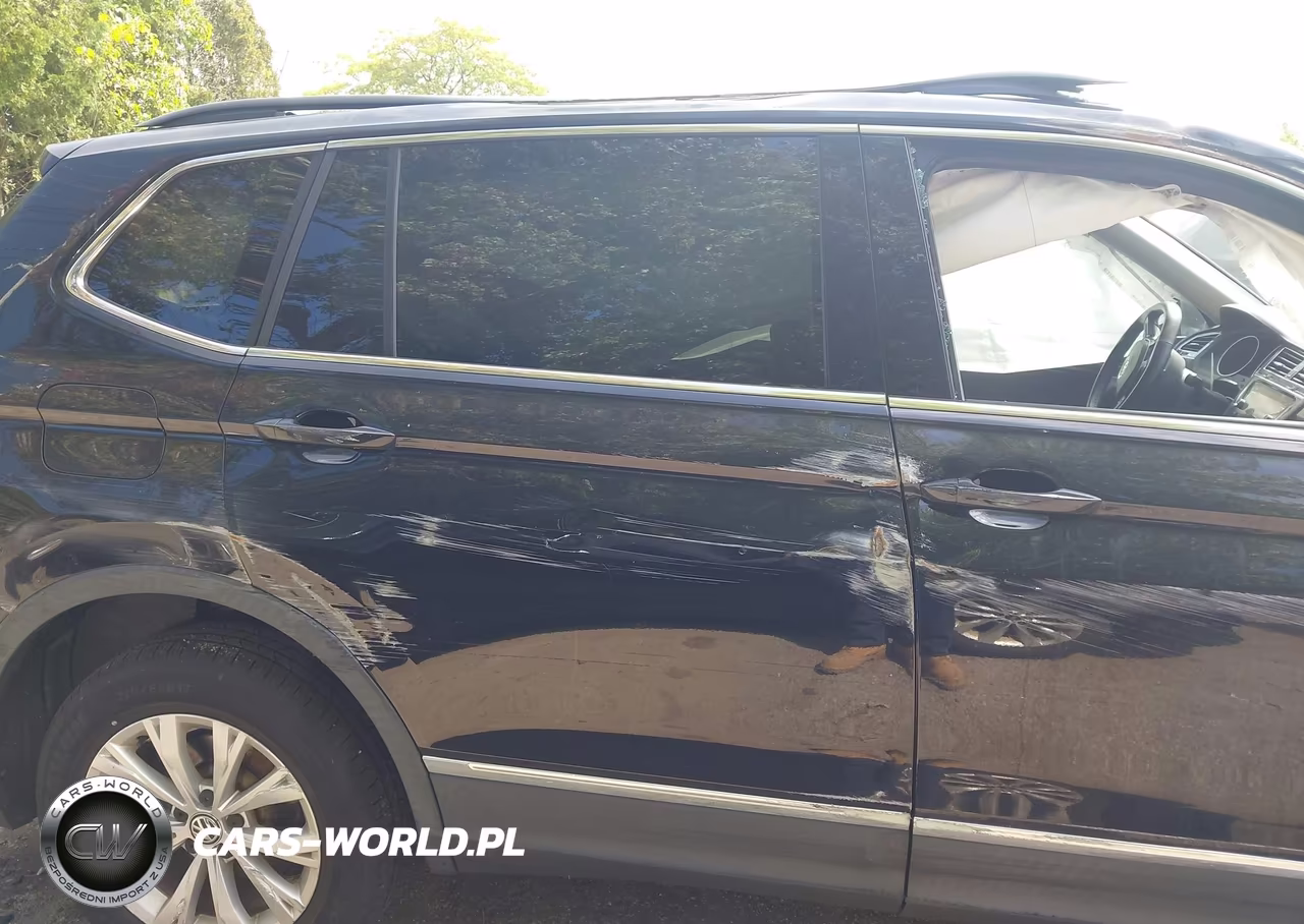 2018 Volkswagen Tiguan 2.0T Se-2.0T Sel VIN:3VV2B7AX1JM166082 - 18