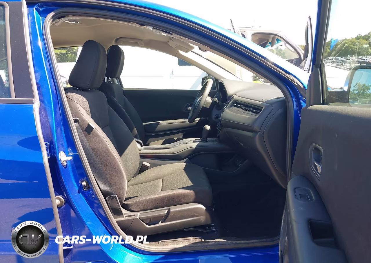 2018 Honda Hr-V Lx VIN:3CZRU6H34JG726402 - 5