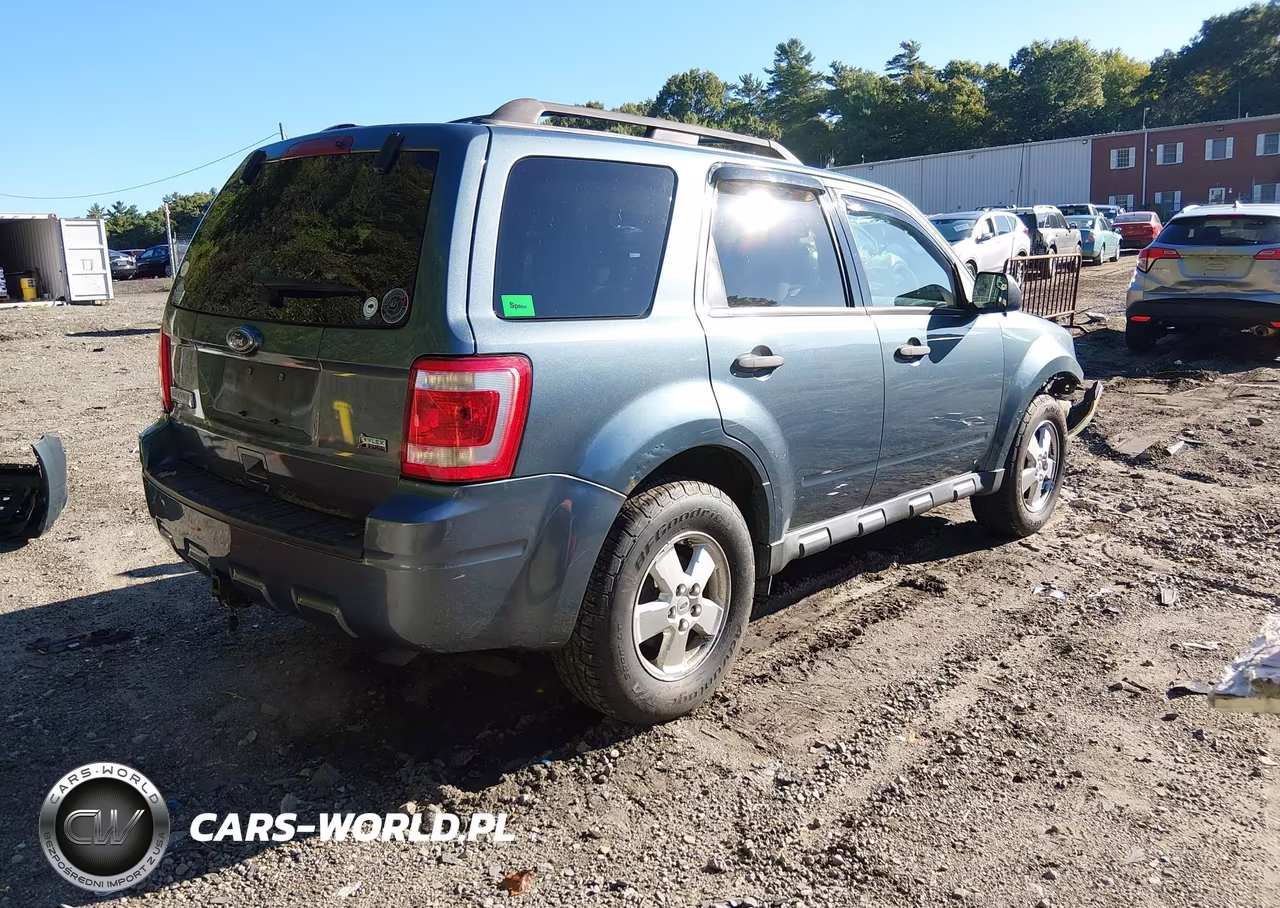 2010 Ford Escape Xlt VIN:1FMCU9DG0AKD23706 - 4