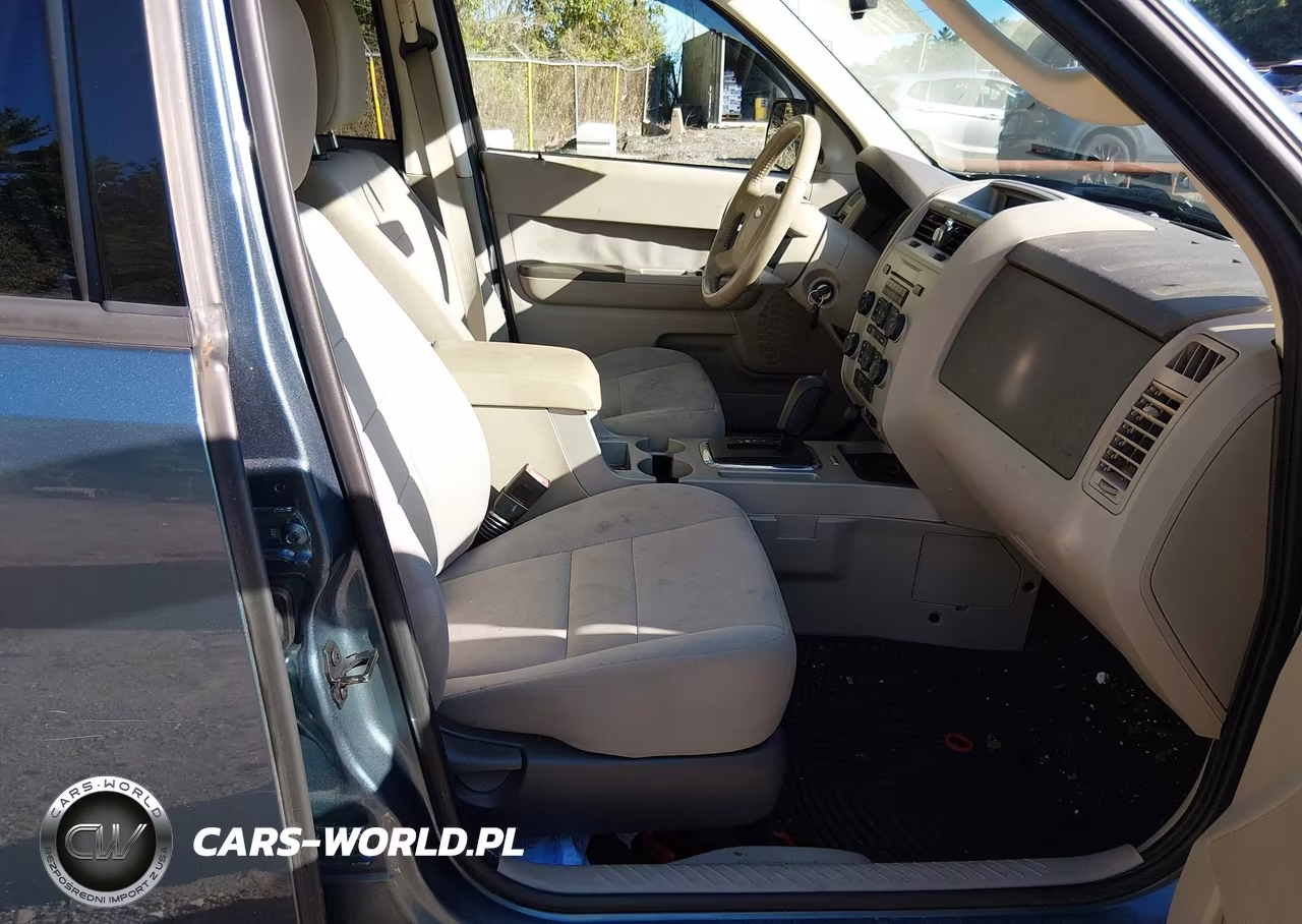 2010 Ford Escape Xlt VIN:1FMCU9DG0AKD23706 - 5