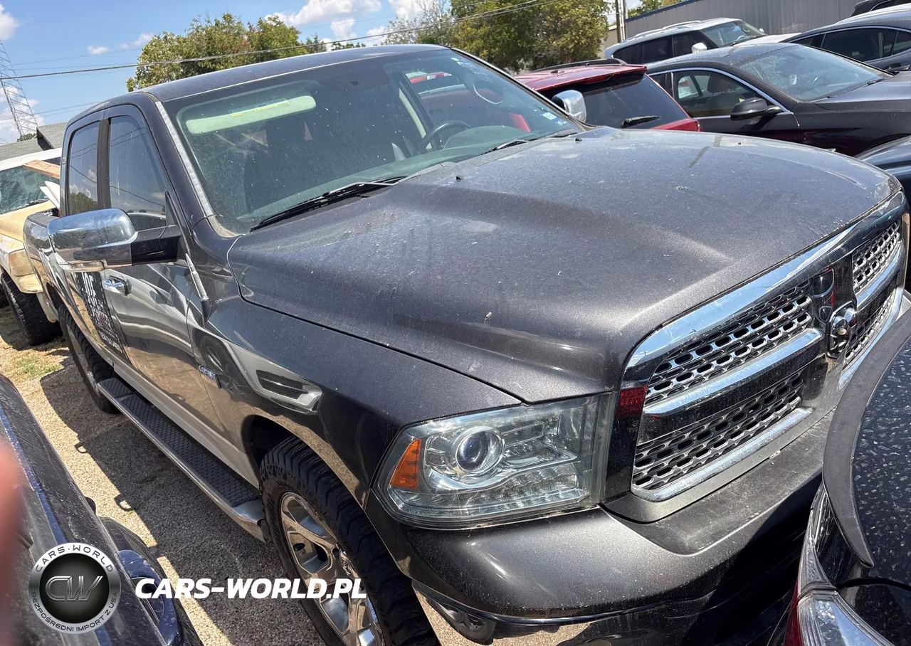 2016 Ram 1500 Laramie VIN:1C6RR6NTXGS269910 - 1