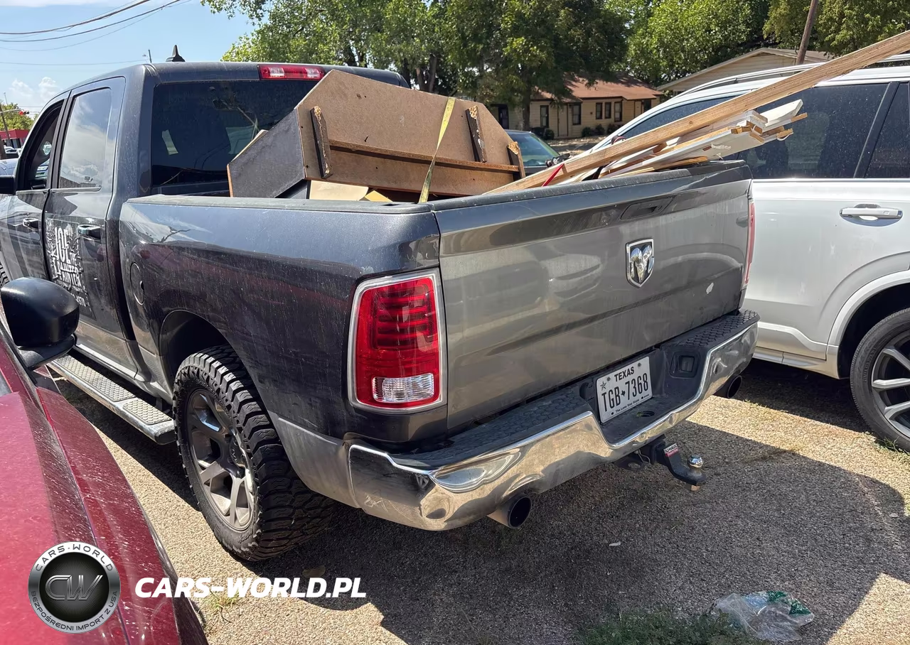 2016 Ram 1500 Laramie VIN:1C6RR6NTXGS269910 - 3