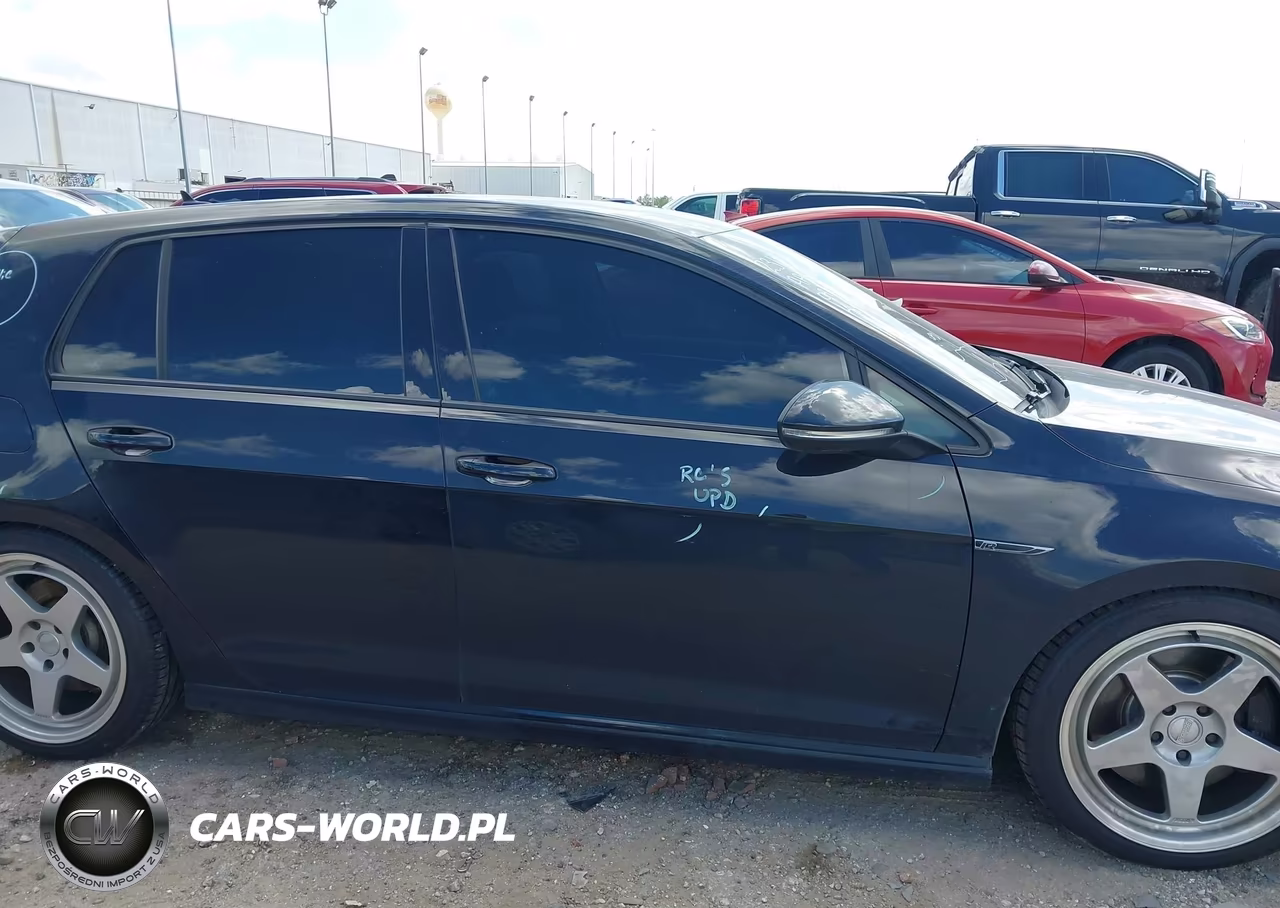 2017 Volkswagen Golf R 4-Door W-Dcc Navigation VIN:WVWVF7AU0HW126317 - 14