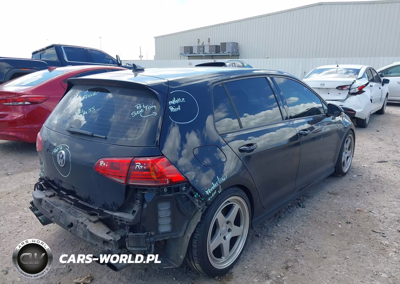 2017 Volkswagen Golf R 4-Door W-Dcc Navigation VIN:WVWVF7AU0HW126317 - 4
