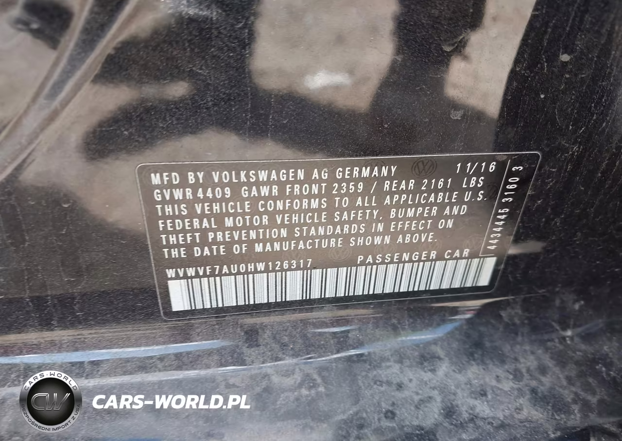 2017 Volkswagen Golf R 4-Door W-Dcc Navigation VIN:WVWVF7AU0HW126317 - 9