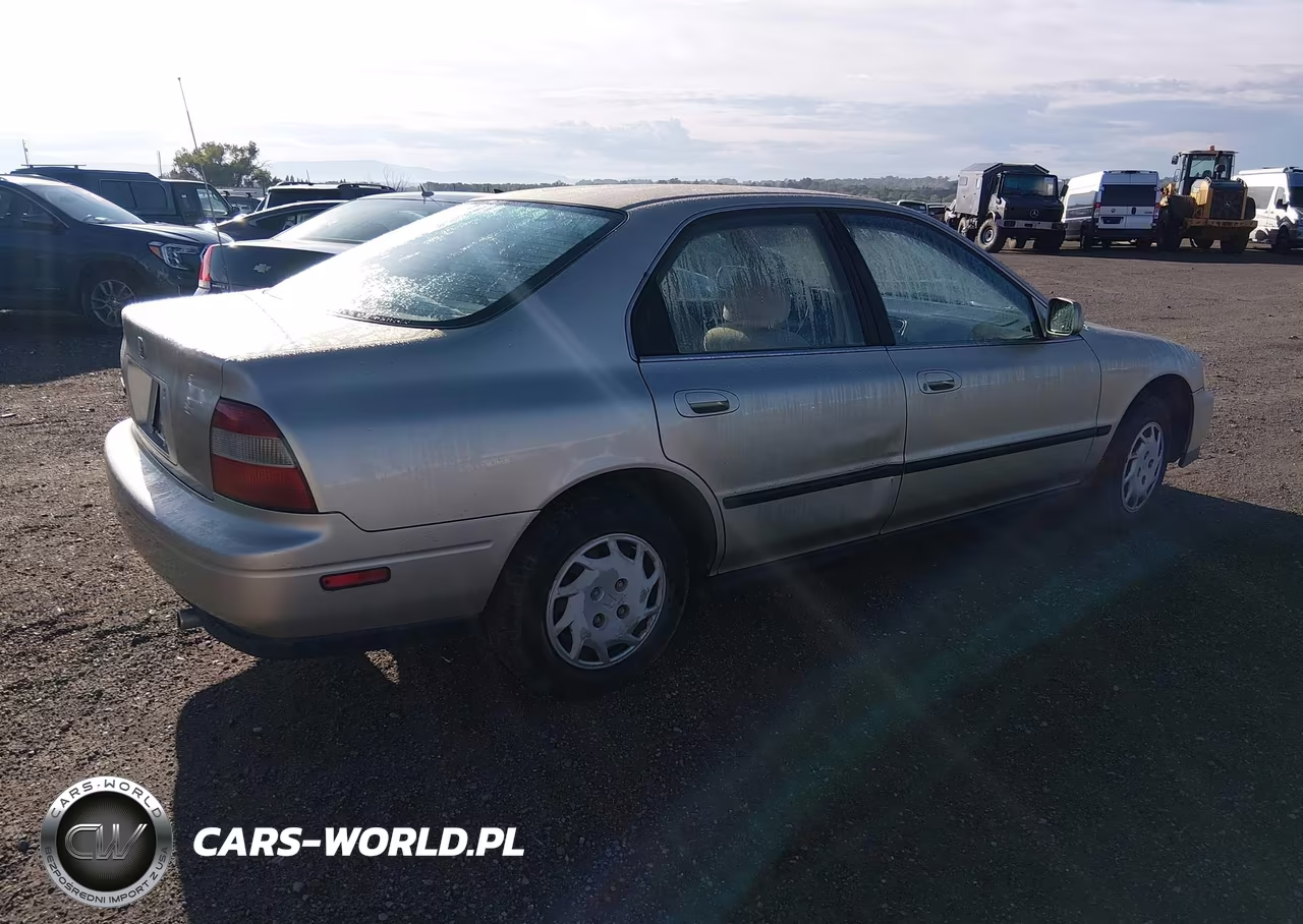 1994 Honda Accord Lx VIN:JHMCD5638RC047481 - 4