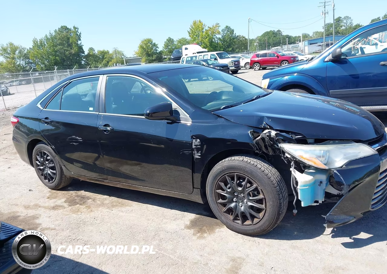 2015 Toyota Camry Le VIN:4T4BF1FK2FR458907 - 13