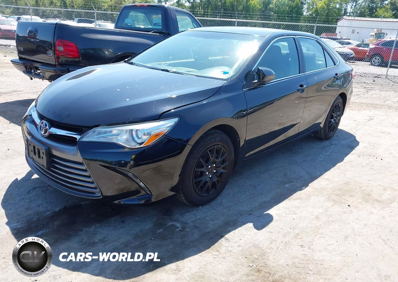 2015 Toyota Camry Le VIN:4T4BF1FK2FR458907 - 2