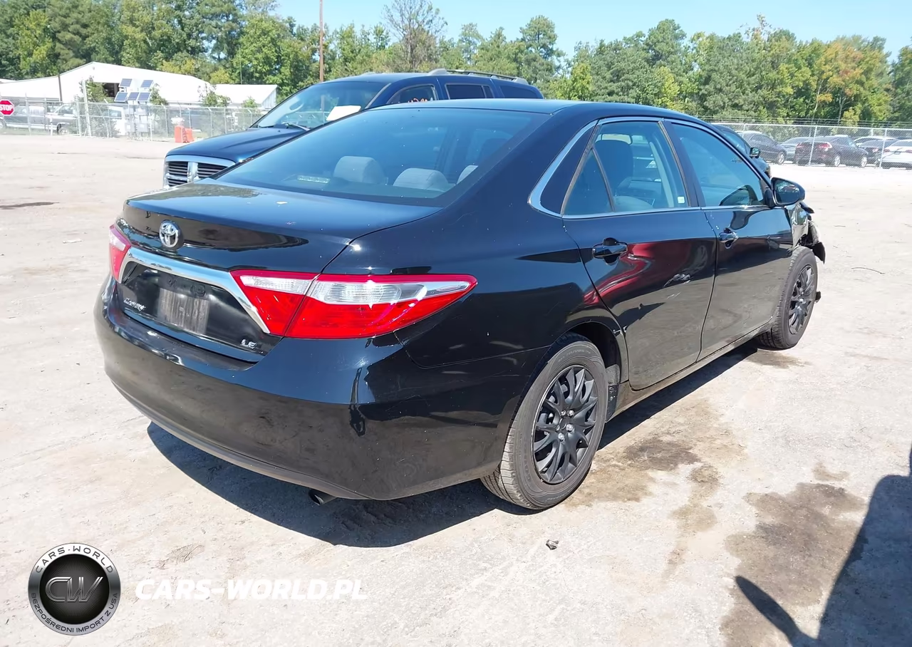 2015 Toyota Camry Le VIN:4T4BF1FK2FR458907 - 4