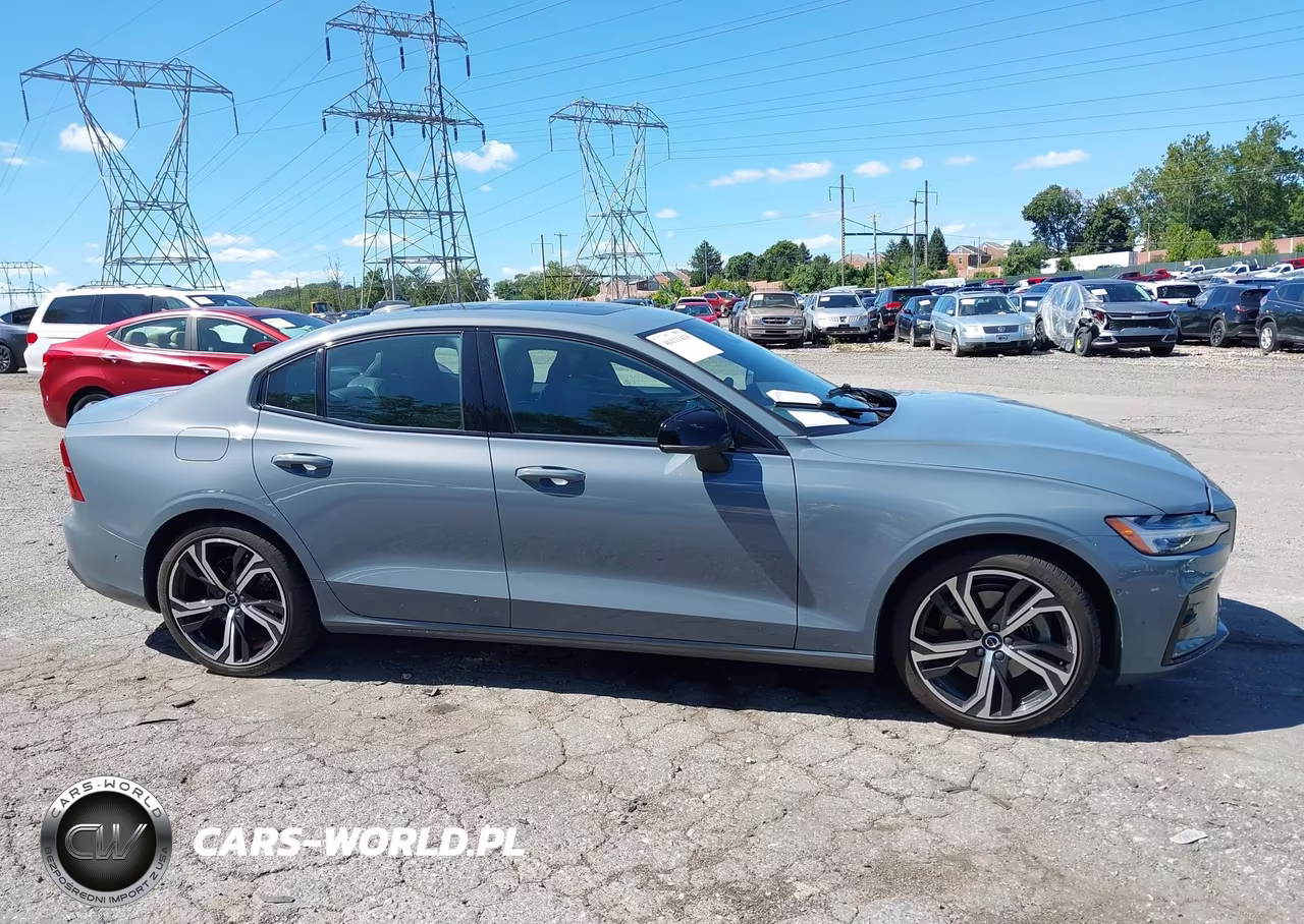 2024 Volvo S60 B5 Ultimate Dark Theme VIN:7JRL12TM5RG314768 - 12