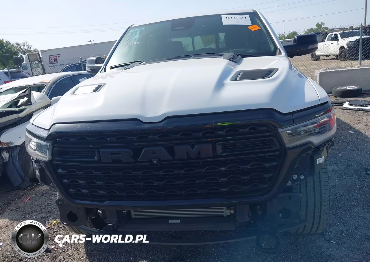 2025 Ram 1500 Limited 4X4 5'7 Box VIN:1C6SRFHP8SN638237 - 13