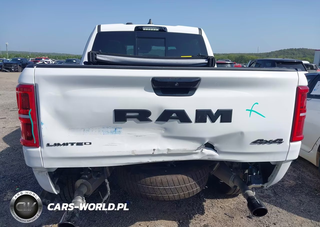2025 Ram 1500 Limited 4X4 5'7 Box VIN:1C6SRFHP8SN638237 - 17
