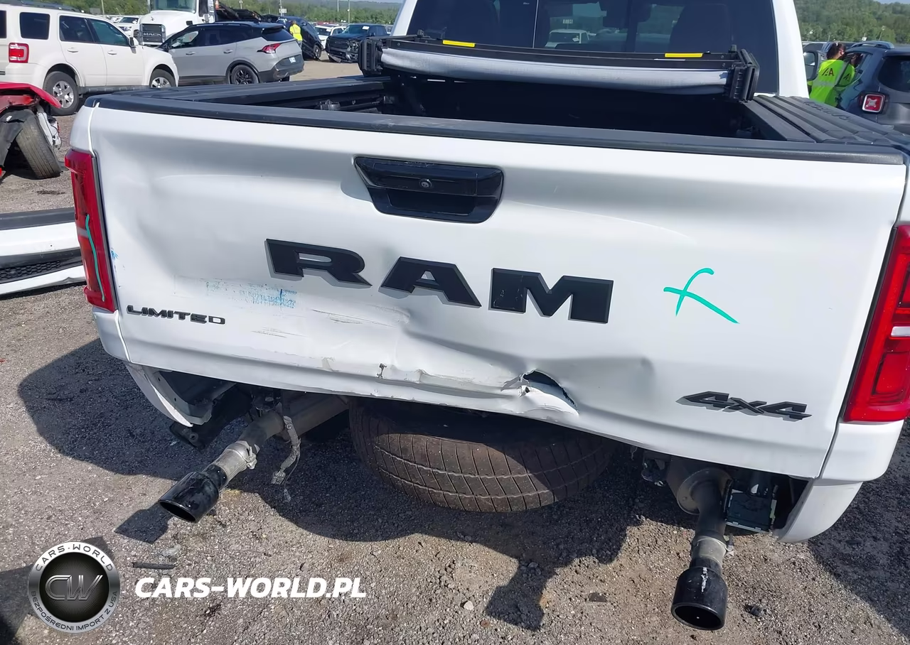 2025 Ram 1500 Limited 4X4 5'7 Box VIN:1C6SRFHP8SN638237 - 18