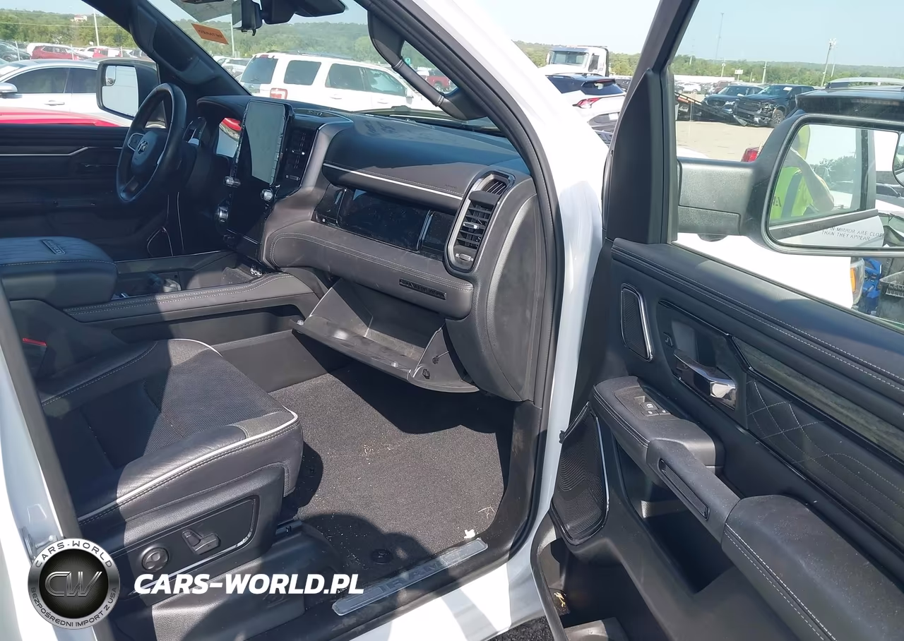 2025 Ram 1500 Limited 4X4 5'7 Box VIN:1C6SRFHP8SN638237 - 5