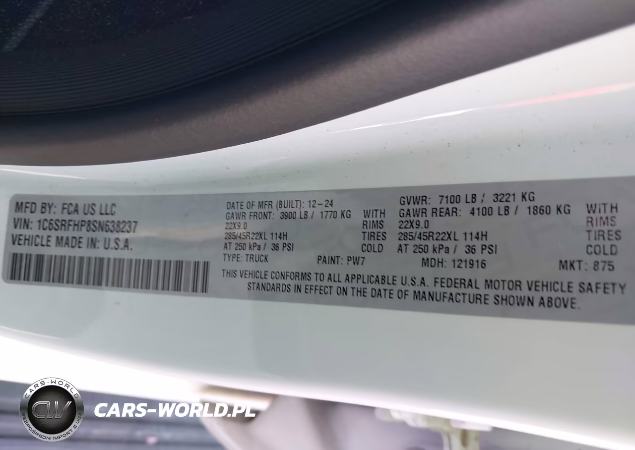 2025 Ram 1500 Limited 4X4 5'7 Box VIN:1C6SRFHP8SN638237 - 9