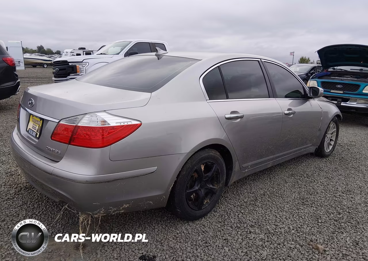 2009 Hyundai Genesis 3.8 VIN:KMHGC46E29U024818 - 4