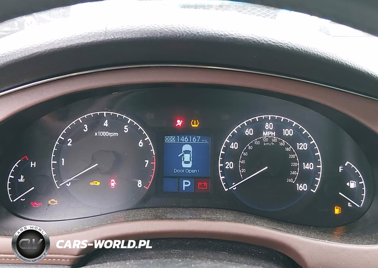 2009 Hyundai Genesis 3.8 VIN:KMHGC46E29U024818 - 7