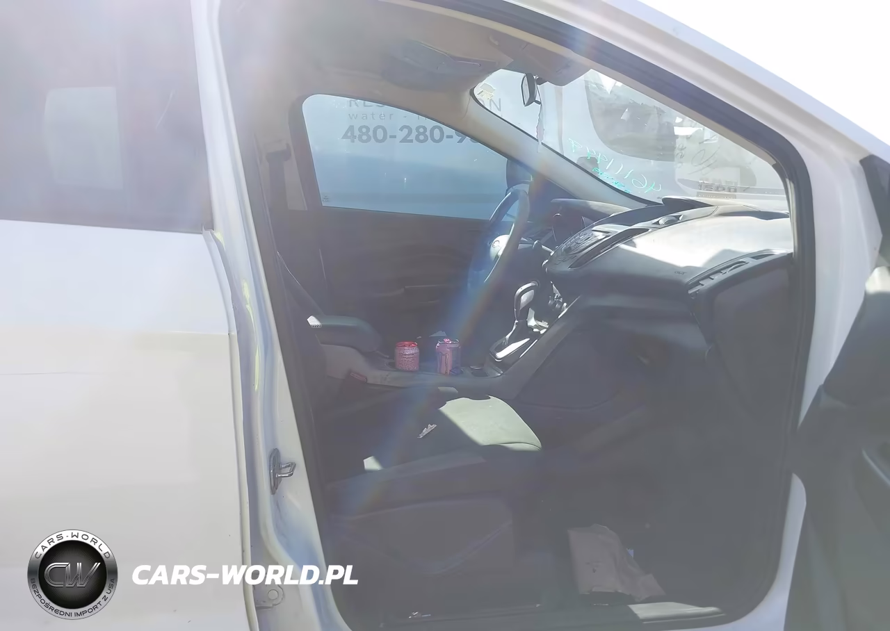 2016 Ford Escape S VIN:1FMCU0F73GUC79609 - 5