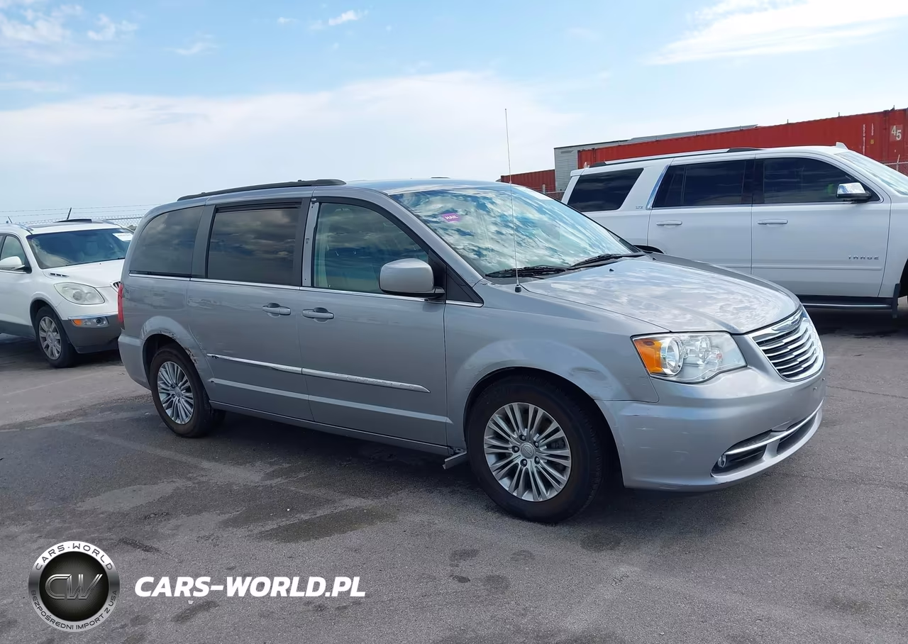 2016 Chrysler Town & Country Touring-L VIN:2C4RC1CG9GR215180 - 13