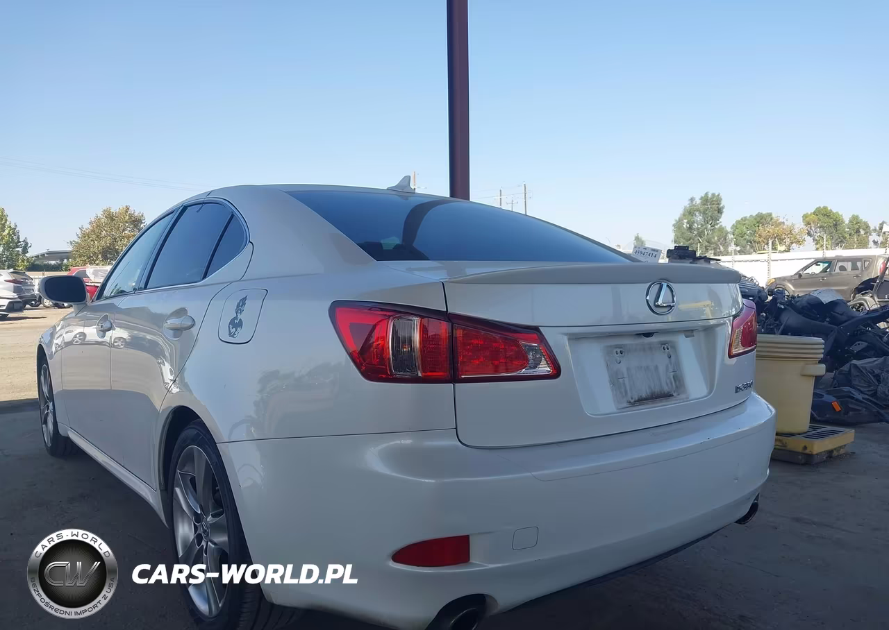 2011 Lexus Is 350 VIN:JTHBE5C29B5026380 - 3