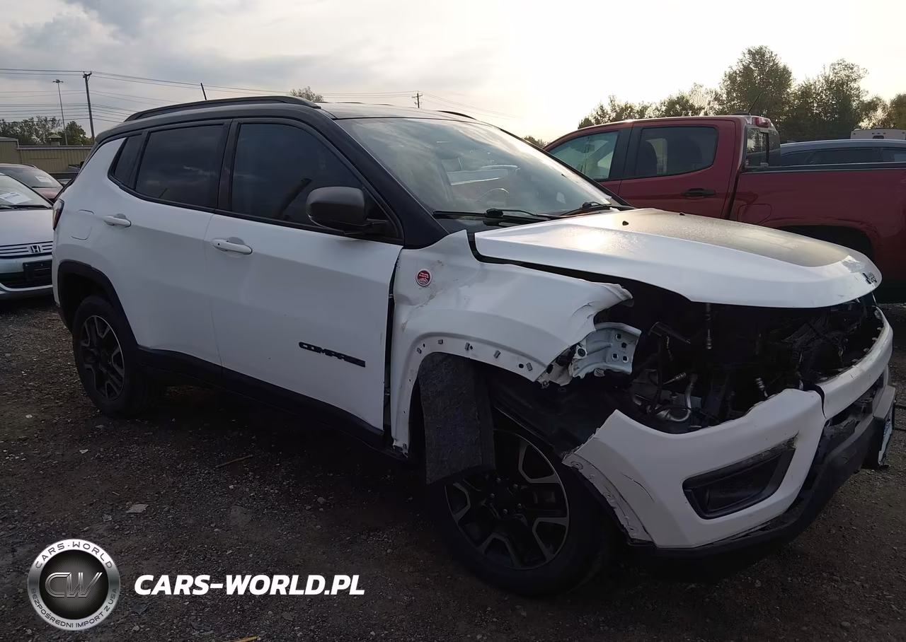 2018 Jeep Compass Trailhawk 4X4 VIN:3C4NJDDB2JT501790 - 1