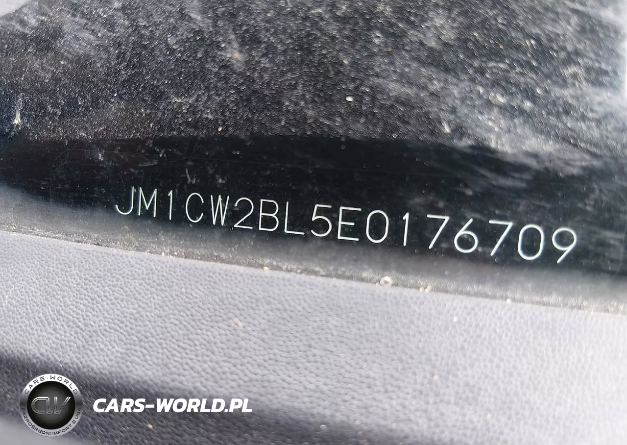 2014 Mazda Mazda5 Sport VIN:JM1CW2BL5E0176709 - 9