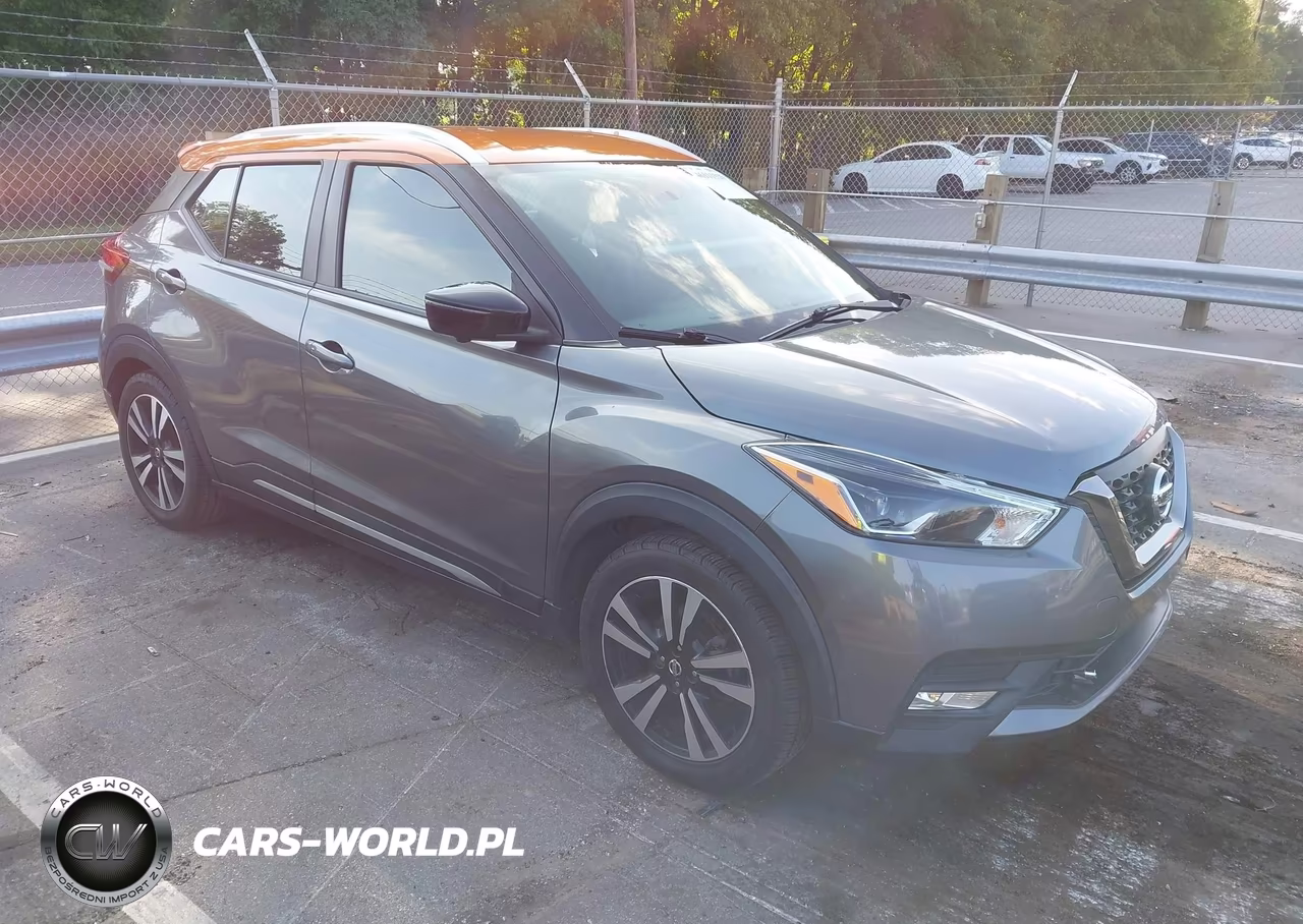 2019 Nissan Kicks Sr