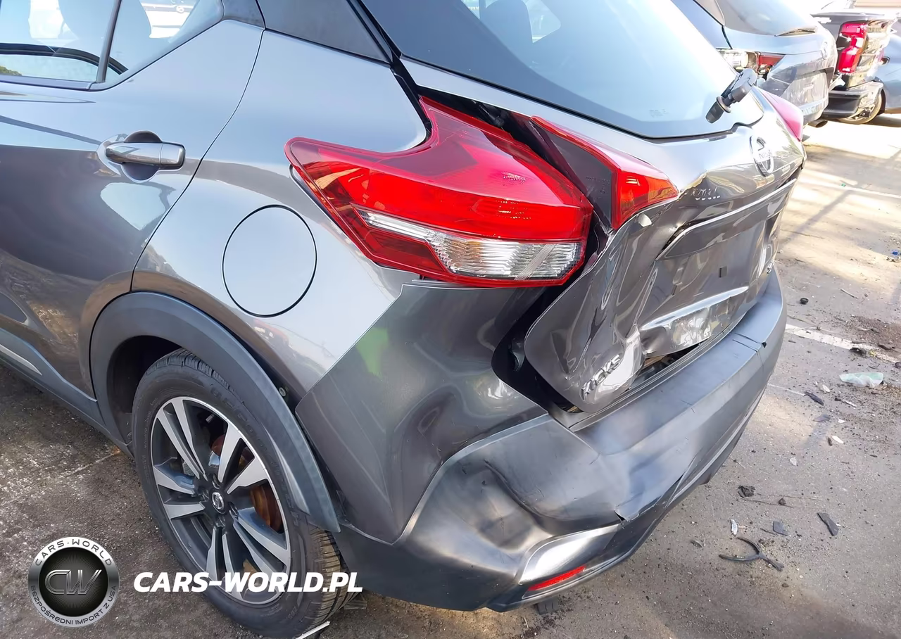 2019 Nissan Kicks Sr VIN:3N1CP5CU9KL498499 - 6