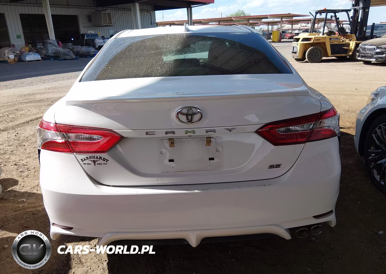 2020 Toyota Camry Se VIN:4T1G11AK1LU900108 - 16