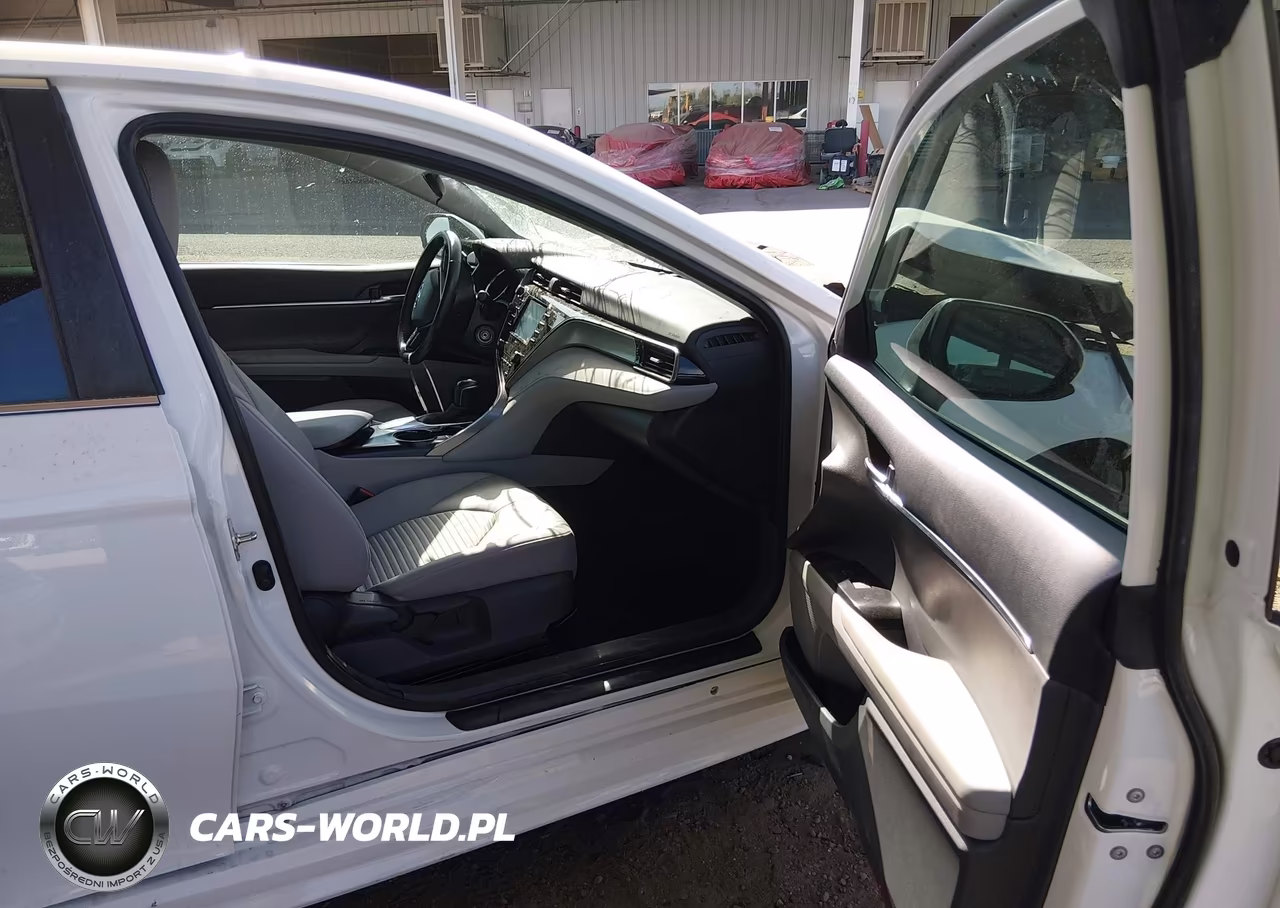 2020 Toyota Camry Se VIN:4T1G11AK1LU900108 - 5