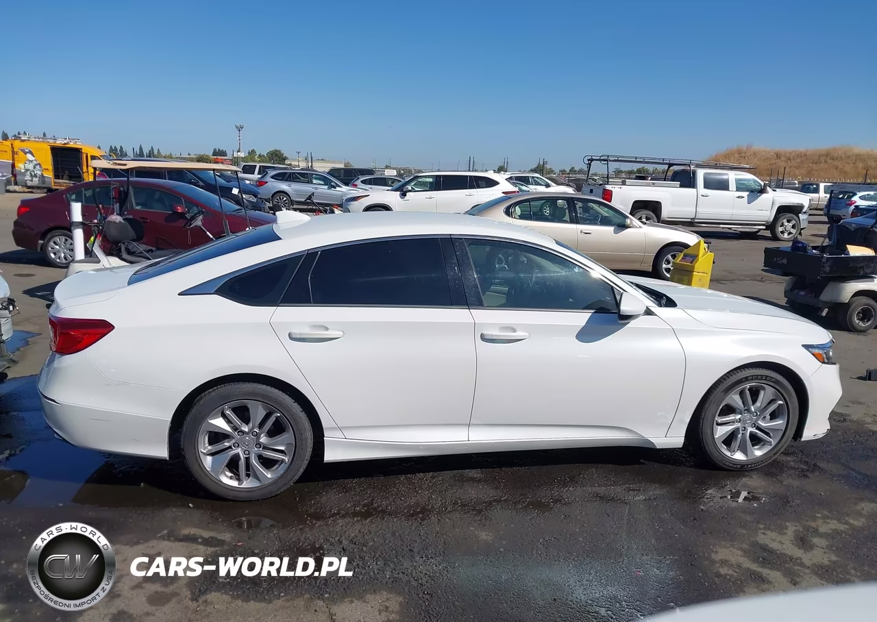 2018 Honda Accord Lx VIN:1HGCV1F1XJA032536 - 13