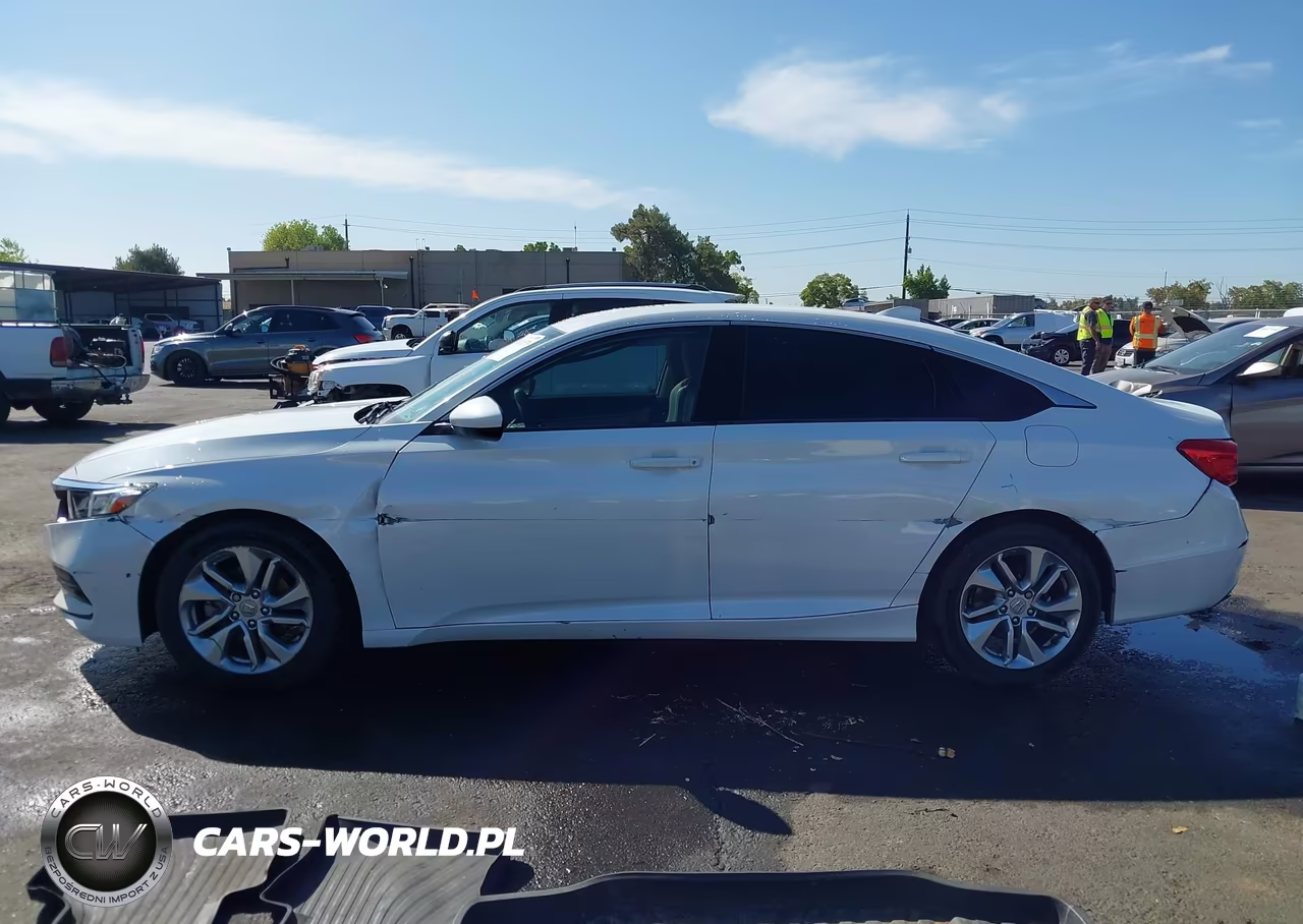 2018 Honda Accord Lx VIN:1HGCV1F1XJA032536 - 14