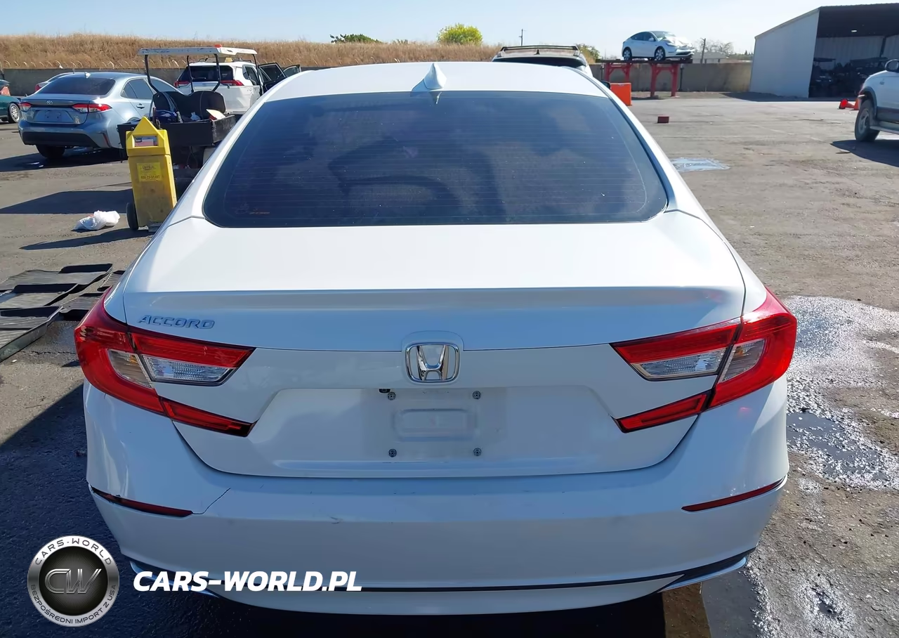 2018 Honda Accord Lx VIN:1HGCV1F1XJA032536 - 16