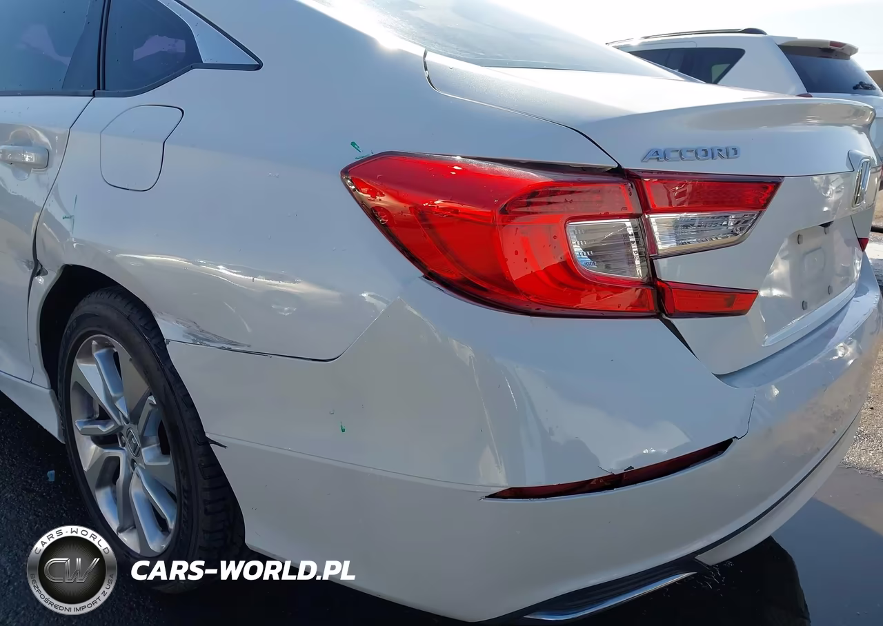 2018 Honda Accord Lx VIN:1HGCV1F1XJA032536 - 6