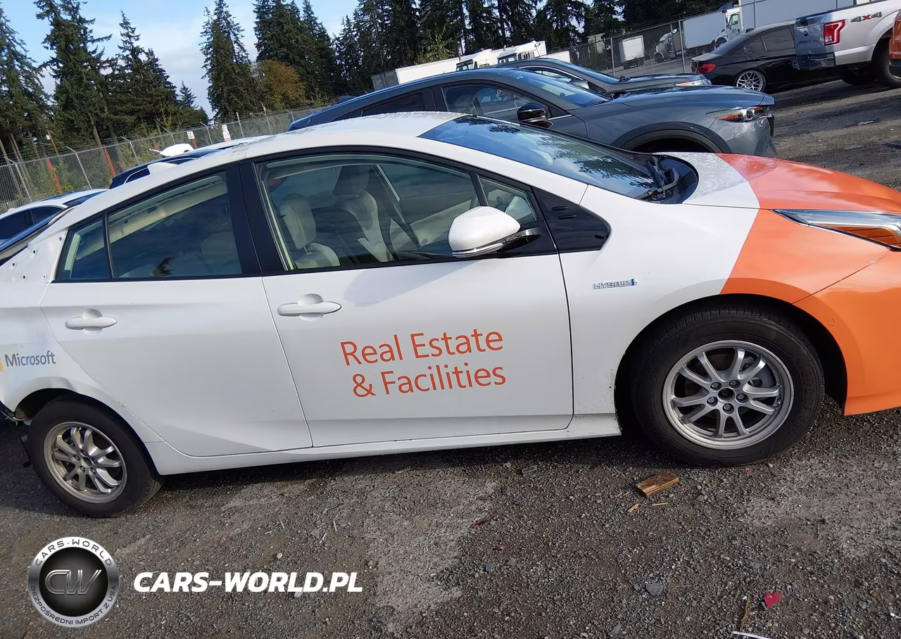 2019 Toyota Prius Le VIN:JTDKARFU8K3100255 - 14