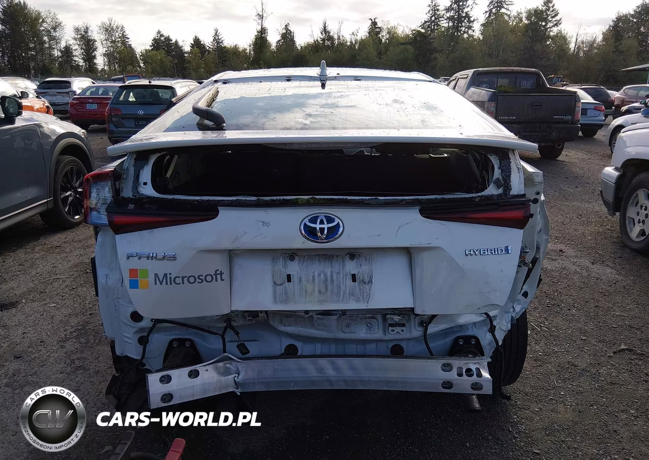 2019 Toyota Prius Le VIN:JTDKARFU8K3100255 - 17