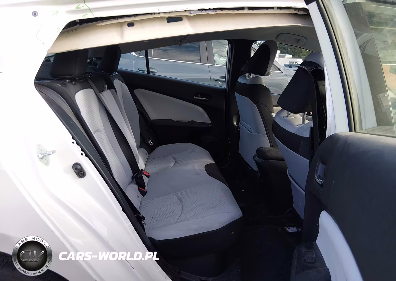 2019 Toyota Prius Le VIN:JTDKARFU8K3100255 - 8