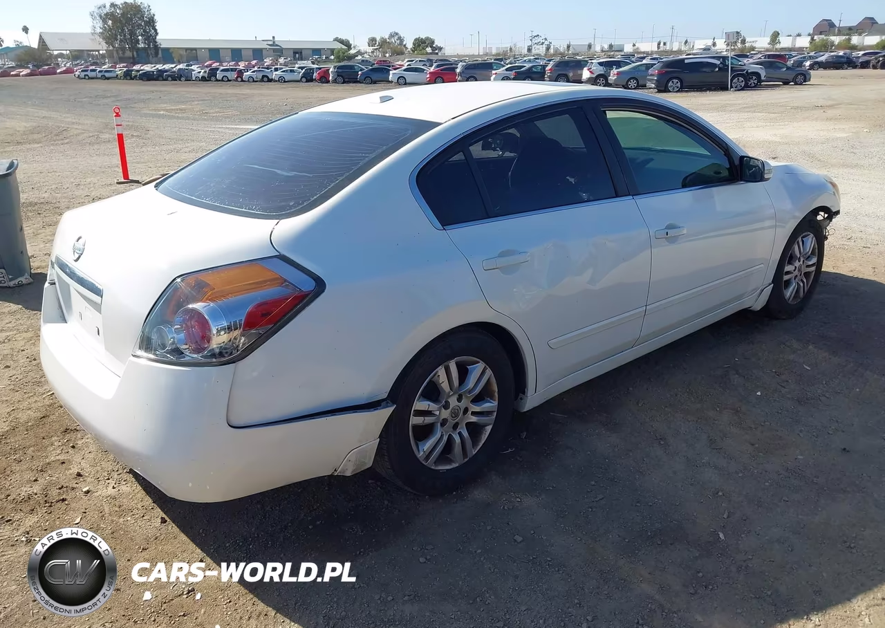 2010 Nissan Altima 2.5 S VIN:1N4AL2AP6AN464813 - 4