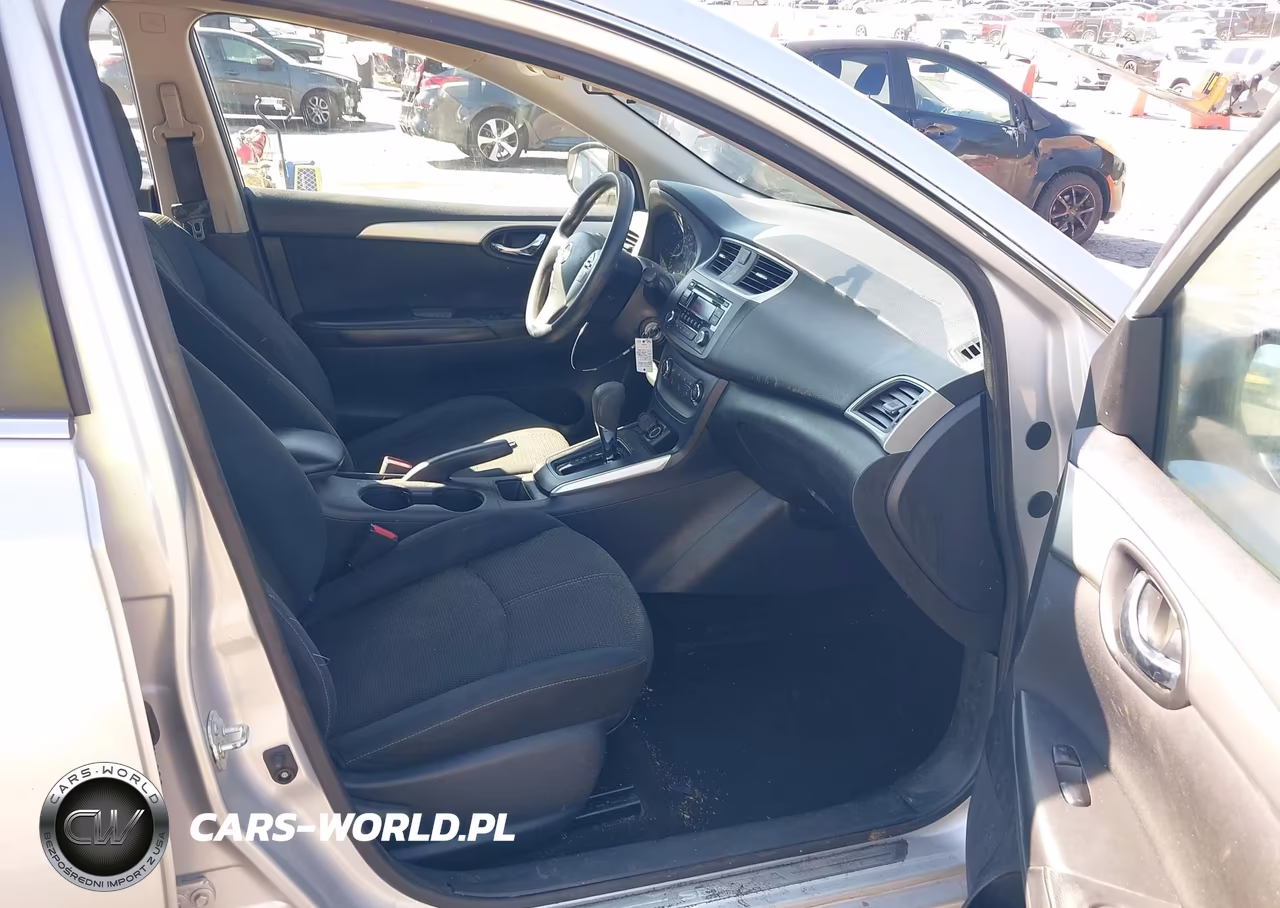 2017 Nissan Sentra S VIN:3N1AB7AP6HY305364 - 5