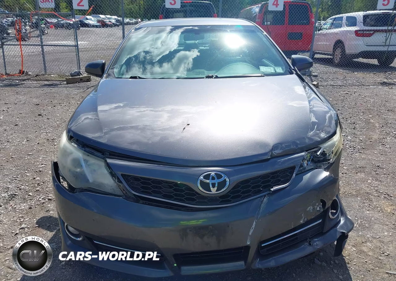 2014 Toyota Camry Se VIN:4T1BF1FK3EU803760 - 13