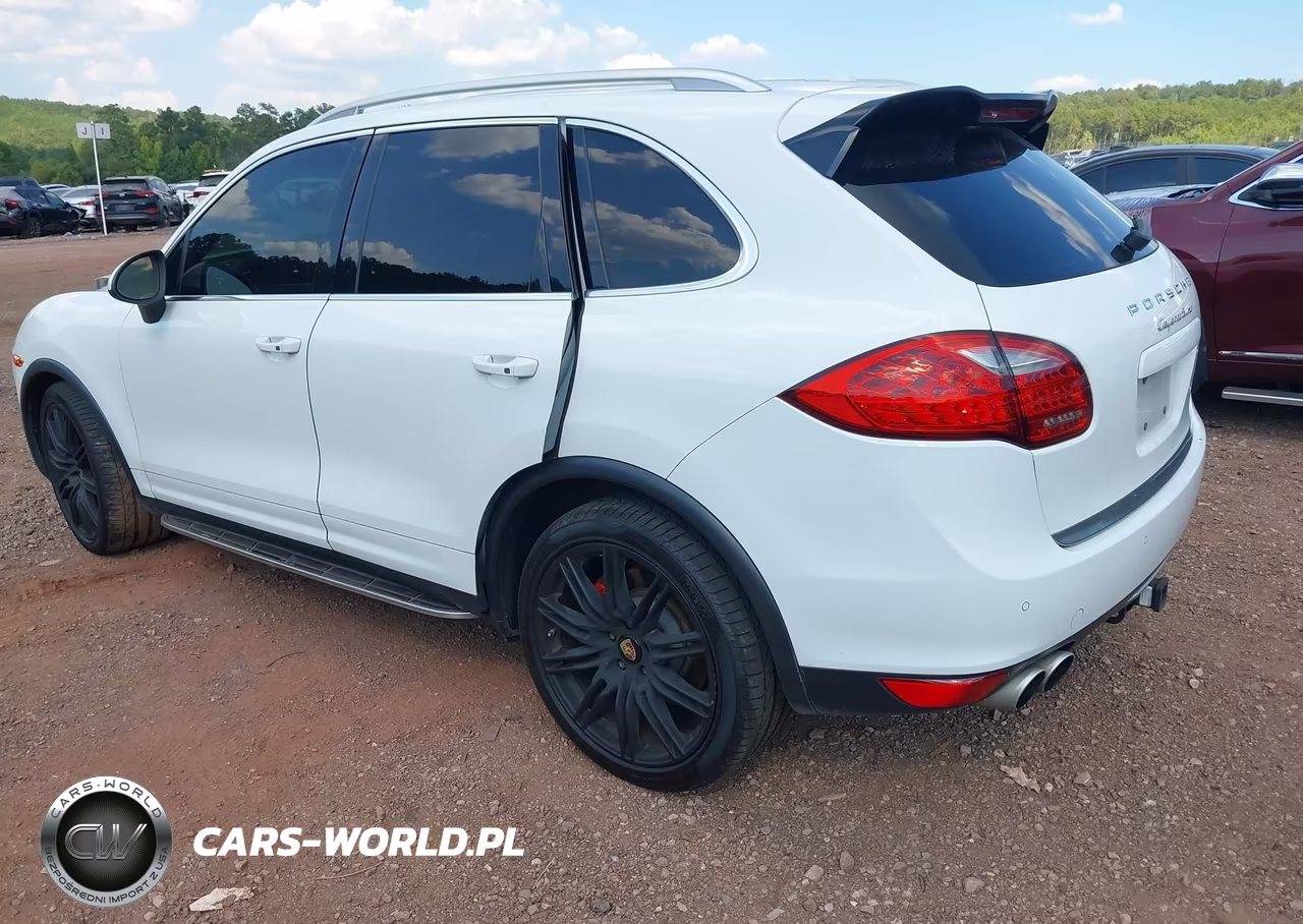 2012 Porsche Cayenne Turbo VIN:WP1AC2A26CLA83507 - 3