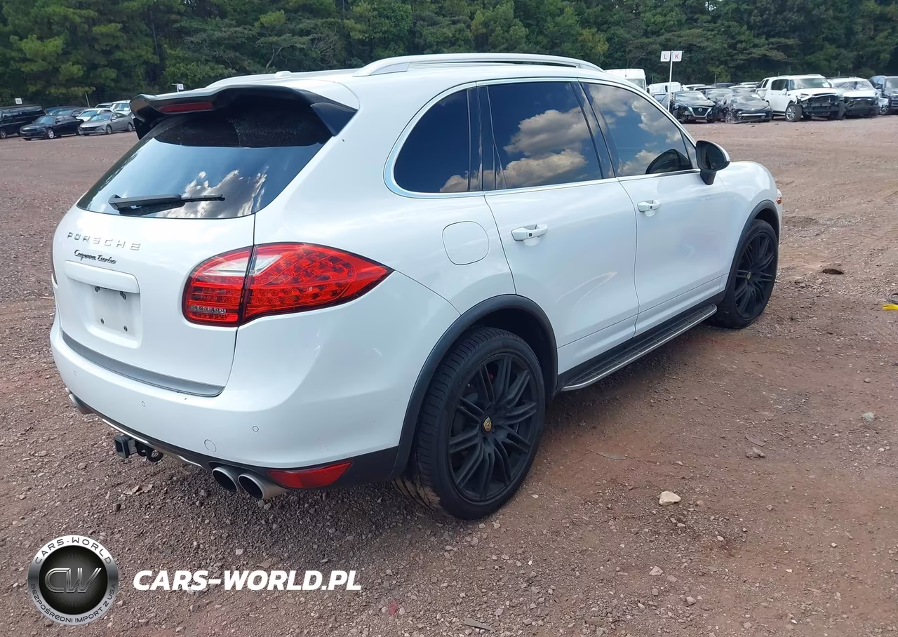 2012 Porsche Cayenne Turbo VIN:WP1AC2A26CLA83507 - 4