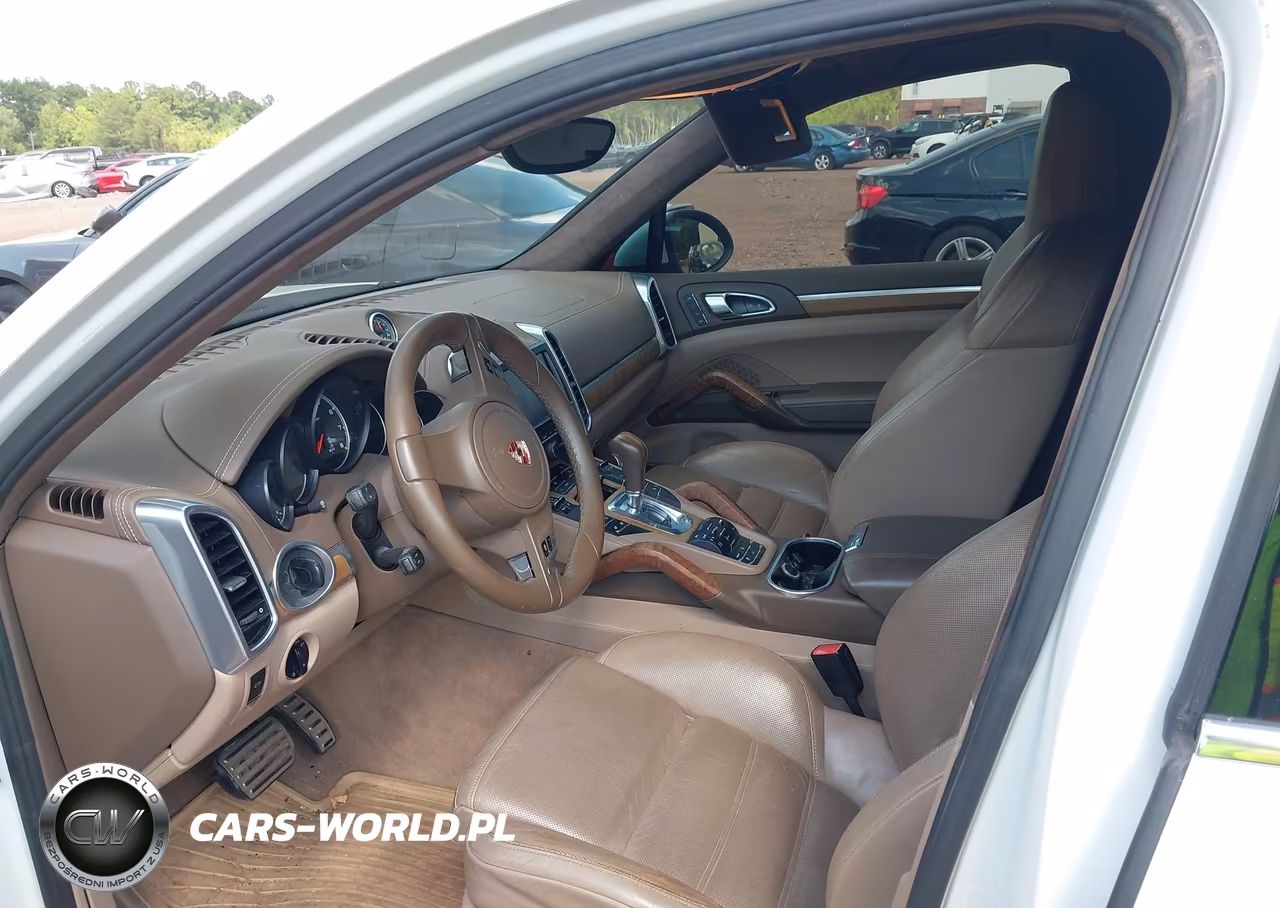 2012 Porsche Cayenne Turbo VIN:WP1AC2A26CLA83507 - 5