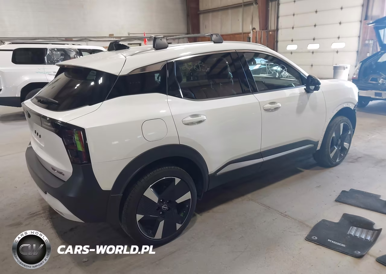 2026 Nissan Kicks Sr VIN:3N8AP6DB5TL303348 - 4