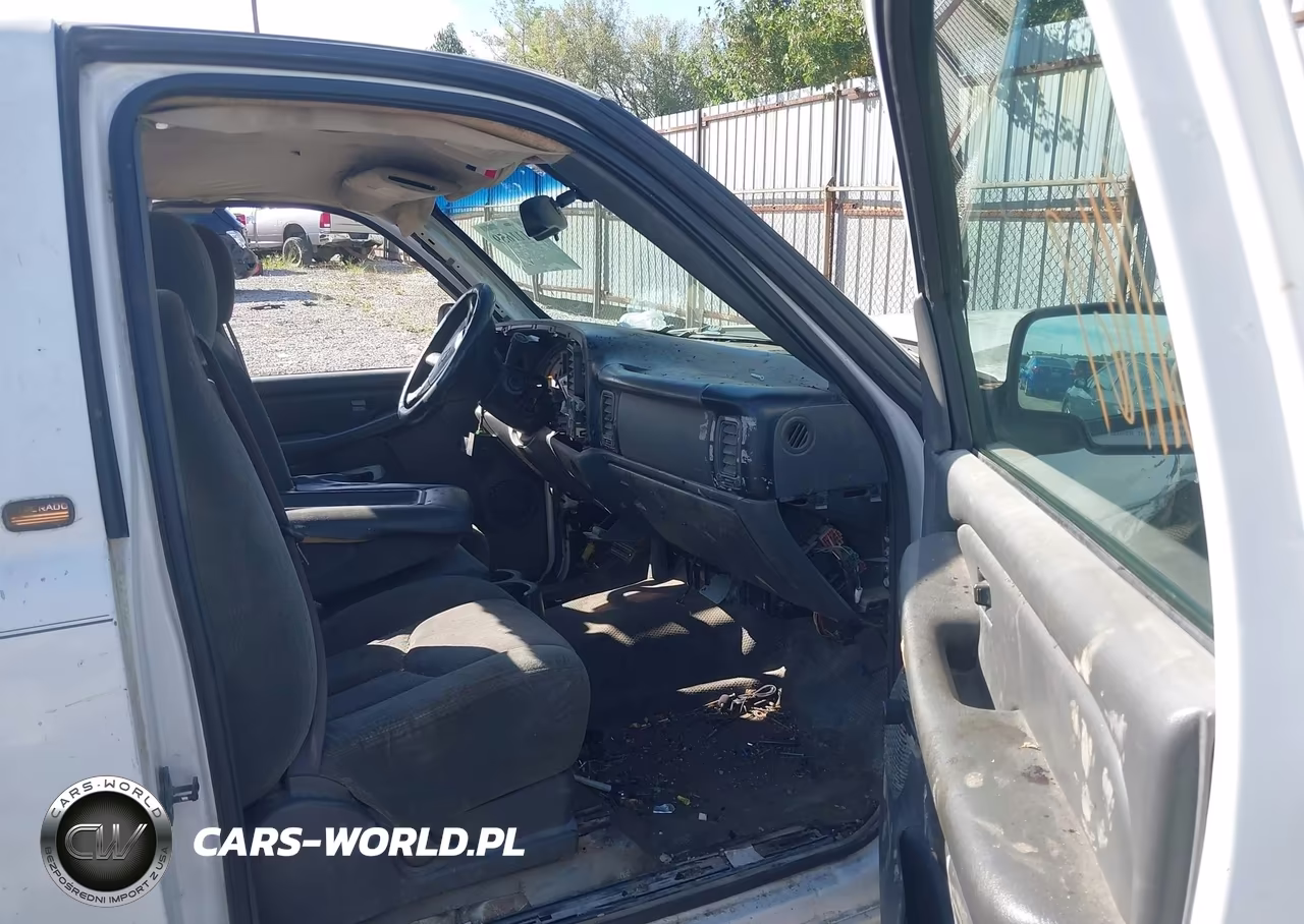 2003 Chevrolet Silverado 1500 Work Truck VIN:1GCEC14X53Z254068 - 5