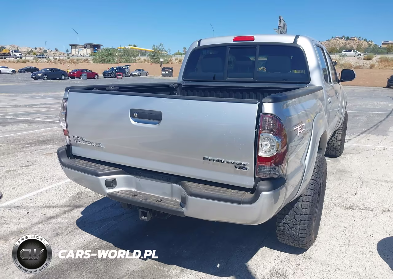 2013 Toyota Tacoma Prerunner V6 VIN:3TMJU4GN0DM151277 - 4